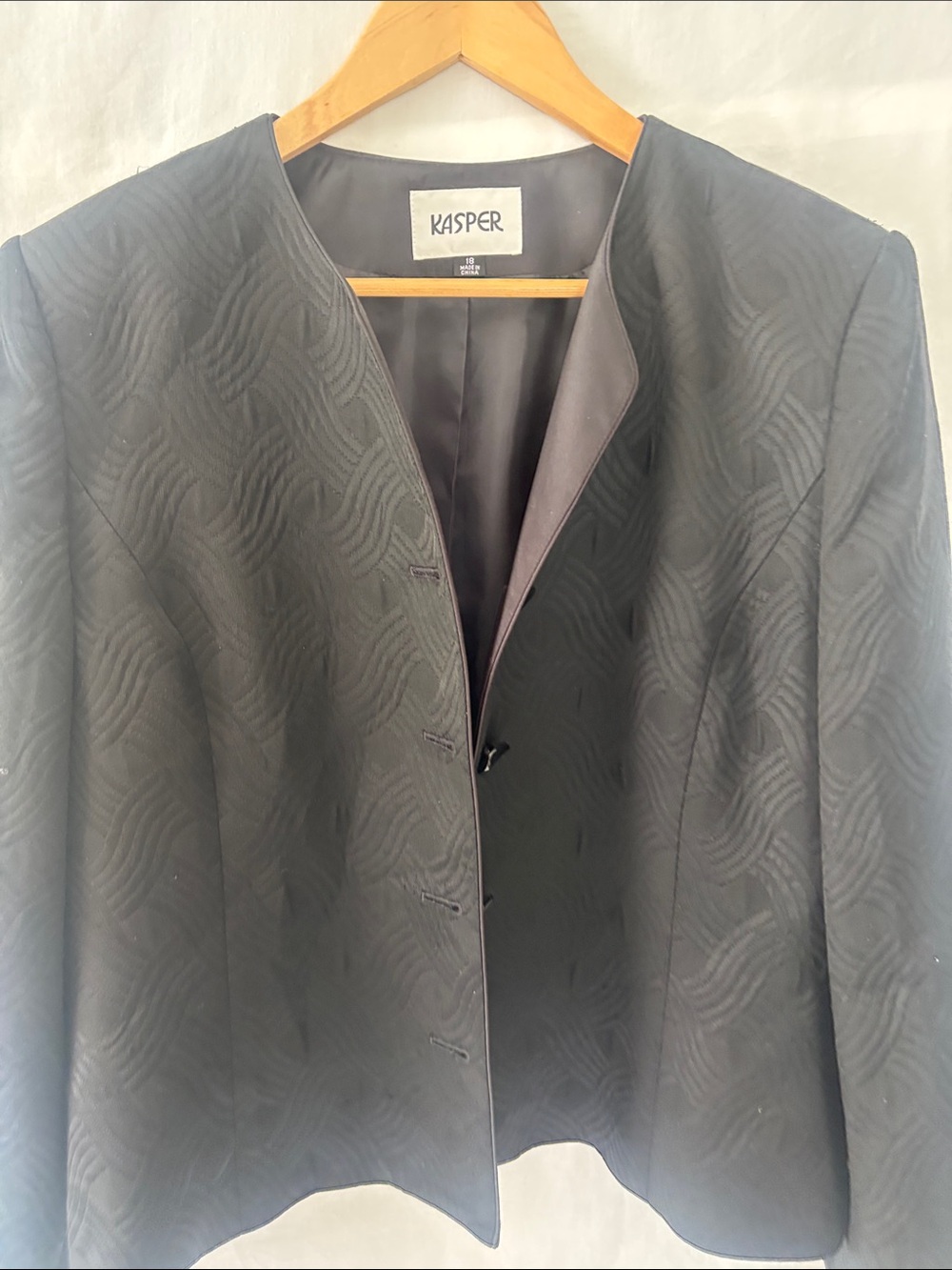 Kasper Black Textured Collarless Blazer Vintage Jacquard Wave.